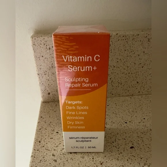 LeVaye Vitamin C Serum Anti-Aging Face Serum 15% Vitamin C - Picture 2 of 7